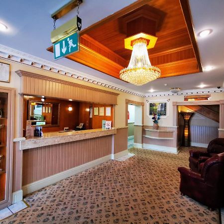 Castle Hotel Merthyr Tydfil Exterior photo